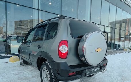 Chevrolet Niva I рестайлинг, 2019 год, 784 000 рублей, 8 фотография