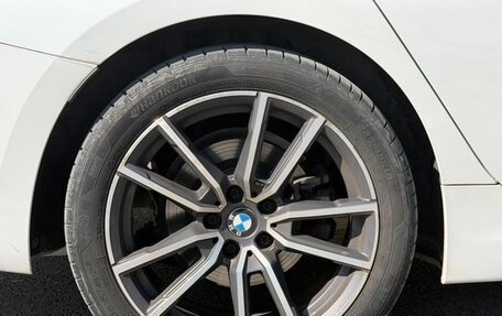 BMW 3 серия, 2022 год, 2 800 000 рублей, 12 фотография