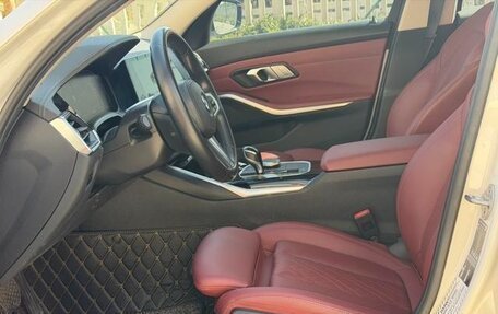 BMW 3 серия, 2022 год, 2 800 000 рублей, 11 фотография