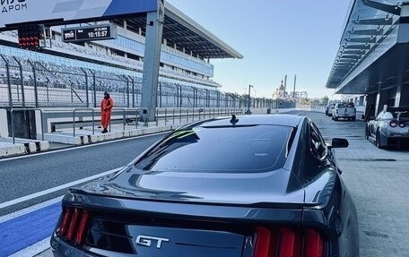 Ford Mustang VI рестайлинг, 2021 год, 5 450 000 рублей, 2 фотография