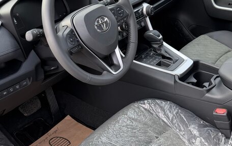 Toyota RAV4, 2025 год, 4 049 000 рублей, 6 фотография