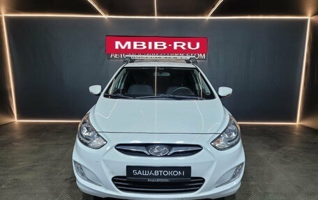 Hyundai Solaris II рестайлинг, 2012 год, 720 000 рублей, 2 фотография