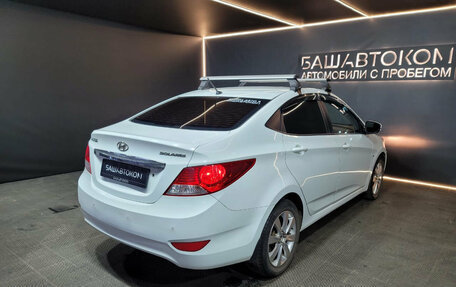 Hyundai Solaris II рестайлинг, 2012 год, 720 000 рублей, 4 фотография