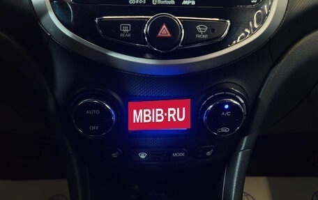 Hyundai Solaris II рестайлинг, 2012 год, 720 000 рублей, 13 фотография