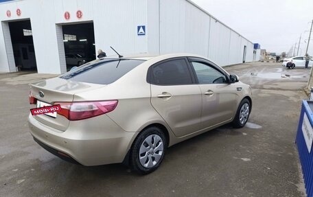 KIA Rio III рестайлинг, 2014 год, 750 000 рублей, 2 фотография