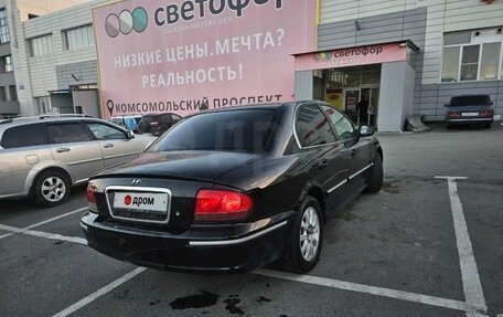 Hyundai Sonata IV рестайлинг, 2002 год, 375 000 рублей, 2 фотография