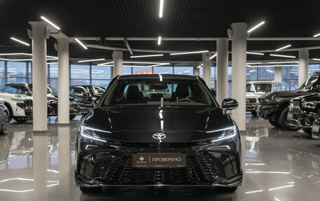 Toyota Camry, 2025 год, 4 550 000 рублей, 3 фотография