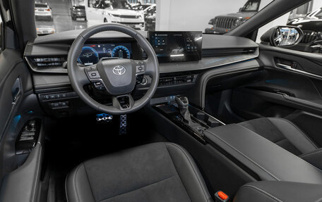 Toyota Camry, 2025 год, 4 550 000 рублей, 7 фотография