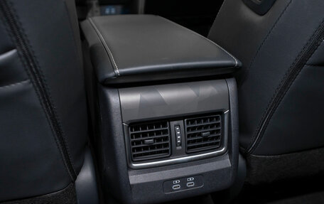 Toyota Camry, 2025 год, 4 550 000 рублей, 14 фотография