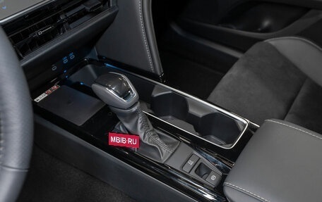 Toyota Camry, 2025 год, 4 550 000 рублей, 17 фотография