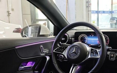 Mercedes-Benz A-Класс, 2023 год, 2 530 444 рублей, 15 фотография