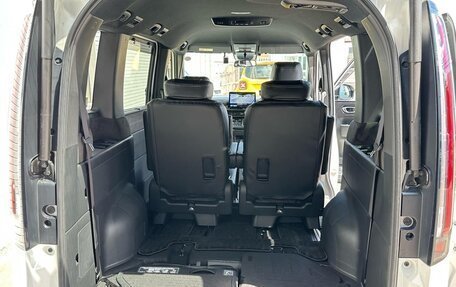 Honda Stepwgn, 2022 год, 2 470 000 рублей, 24 фотография