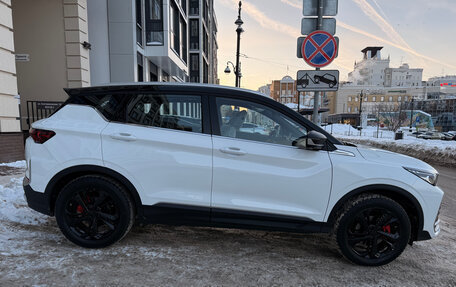 Geely Coolray I, 2025 год, 1 800 000 рублей, 5 фотография