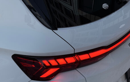 Geely Coolray I, 2025 год, 1 800 000 рублей, 6 фотография