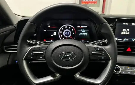 Hyundai Elantra, 2022 год, 1 600 009 рублей, 10 фотография