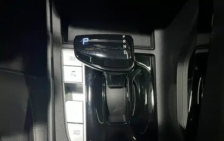 Hyundai Elantra, 2022 год, 1 600 009 рублей, 13 фотография