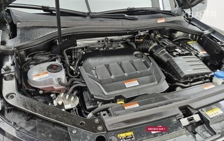 Volkswagen Tiguan II, 2023 год, 4 000 000 рублей, 6 фотография