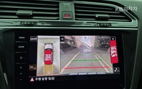 Volkswagen Tiguan II, 2023 год, 4 000 000 рублей, 15 фотография