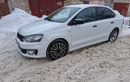 Volkswagen Polo VI (EU Market), 2016 год, 250 000 рублей, 1 фотография