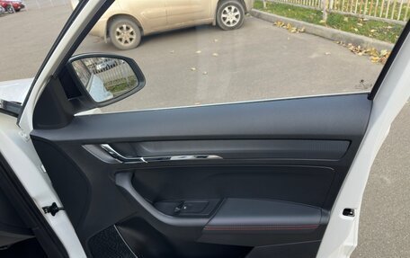 Skoda Kamiq I, 2020 год, 2 900 000 рублей, 18 фотография