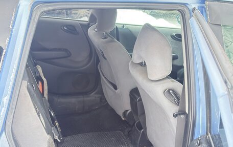 Honda Fit III, 2002 год, 245 000 рублей, 12 фотография