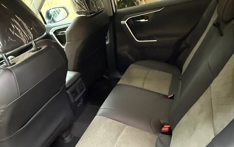 Toyota RAV4, 2025 год, 4 350 000 рублей, 14 фотография