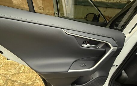 Toyota RAV4, 2025 год, 4 350 000 рублей, 15 фотография