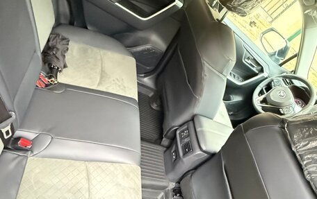 Toyota RAV4, 2025 год, 4 350 000 рублей, 17 фотография