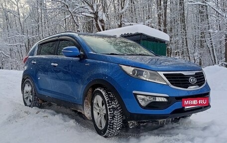 KIA Sportage III, 2010 год, 1 000 000 рублей, 2 фотография