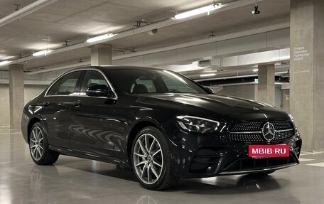 Mercedes-Benz E-Класс, 2022 год, 6 350 000 рублей, 3 фотография