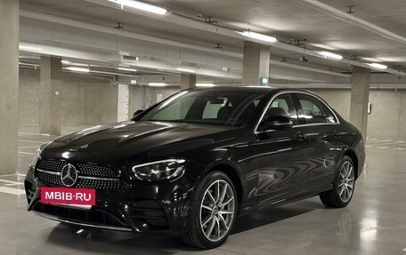 Mercedes-Benz E-Класс, 2022 год, 6 350 000 рублей, 4 фотография