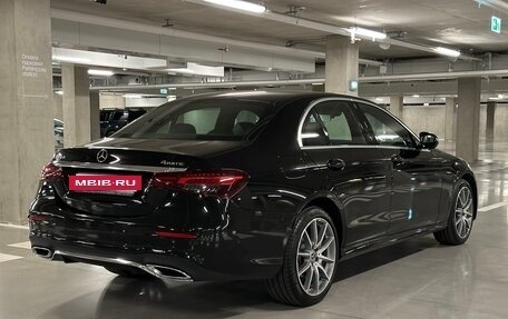 Mercedes-Benz E-Класс, 2022 год, 6 350 000 рублей, 7 фотография