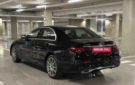 Mercedes-Benz E-Класс, 2022 год, 6 350 000 рублей, 9 фотография