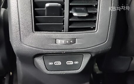 Volkswagen T-Roc I, 2021 год, 2 200 000 рублей, 13 фотография