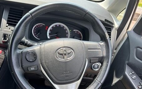 Toyota ISis I, 2017 год, 1 116 000 рублей, 11 фотография