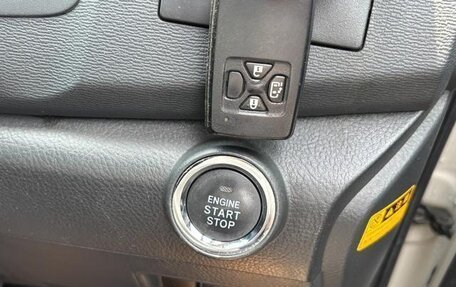 Toyota ISis I, 2017 год, 1 116 000 рублей, 18 фотография