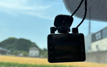 Toyota ISis I, 2017 год, 1 116 000 рублей, 24 фотография