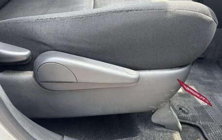 Toyota ISis I, 2017 год, 1 116 000 рублей, 29 фотография