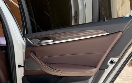 BMW 5 серия, 2020 год, 4 850 000 рублей, 15 фотография