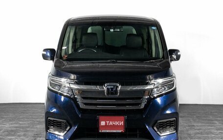 Honda Stepwgn IV, 2018 год, 2 520 000 рублей, 2 фотография