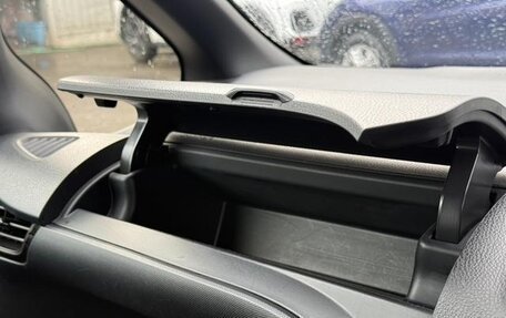 Toyota Noah III, 2019 год, 1 761 000 рублей, 26 фотография