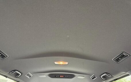 Toyota Noah III, 2019 год, 1 761 000 рублей, 38 фотография