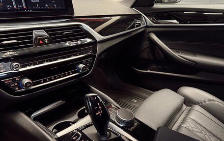 BMW 5 серия, 2020 год, 4 250 000 рублей, 14 фотография