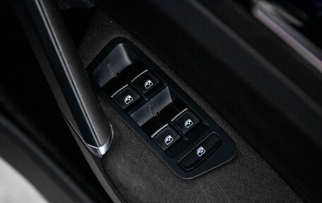 Volkswagen Golf VII, 2018 год, 1 440 000 рублей, 16 фотография