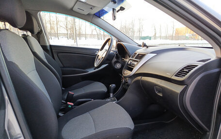 Hyundai Solaris II рестайлинг, 2011 год, 720 000 рублей, 13 фотография