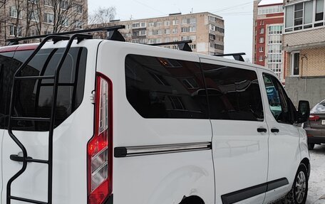 Ford Tourneo Custom I рестайлинг, 2017 год, 2 300 000 рублей, 1 фотография