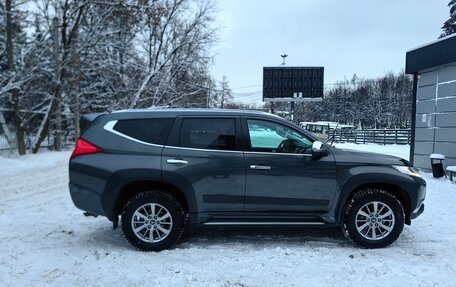 Mitsubishi Pajero Sport III рестайлинг, 2019 год, 3 550 000 рублей, 7 фотография