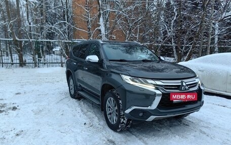 Mitsubishi Pajero Sport III рестайлинг, 2019 год, 3 550 000 рублей, 8 фотография