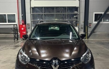 Renault Kaptur I рестайлинг, 2017 год, 1 500 000 рублей, 2 фотография