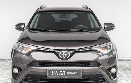 Toyota RAV4, 2018 год, 2 650 000 рублей, 2 фотография